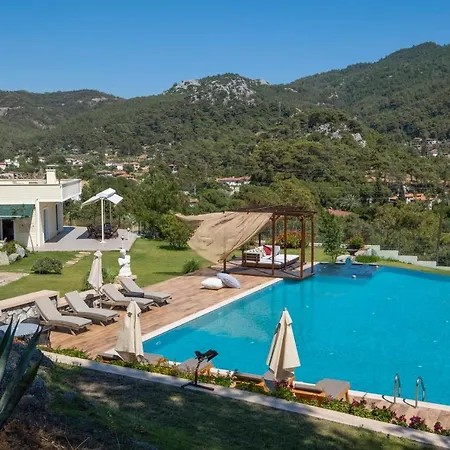 Splendid Vacation Homes With Pool And Garden In Marmaris Villa