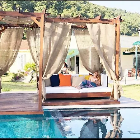 Villa Splendid Vacation Homes With Pool And Garden In Marmaris