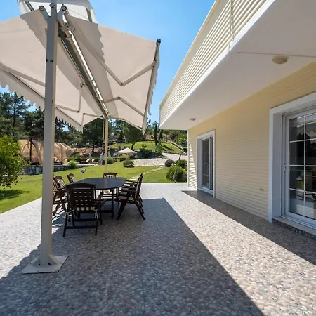 Villa Splendid Vacation Homes With Pool And Garden In Marmaris *
